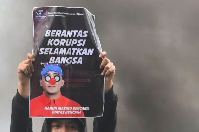 PDLN pejabat dibatasi