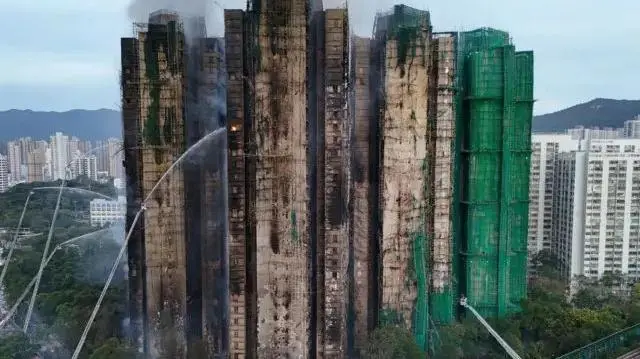 Өрткө байланыштуу үч адам кармалган