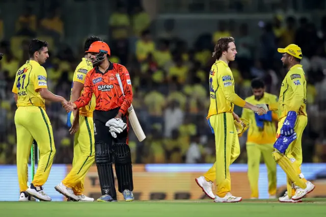 ઋતુરાજ ગાયકવાડ IPL 2026: પાંચ ટીમ અને પ્લૅઑફની એક જગ્યા; ચેન્નાઈનું પ્લૅઑફમાં પ્રવેશવાનું ગણિત શું છે? પંજાબ કિંગ્સ: રાજસ્થાન રૉયલ્સ: ચેન્નાઈ સુપર કિંગ્સ: દિલ્હી કૅપિટલ્સ: કોલકાતા નાઇટ રાઇડર્સ: બીબીસી ગુજરાતી ગુજરાત ન્યૂઝ સમાચાર