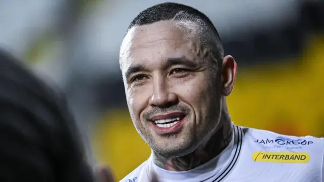 Radja Nainggolan membela klub kasta kedua Liga Belgia, Lokeren-Temse.