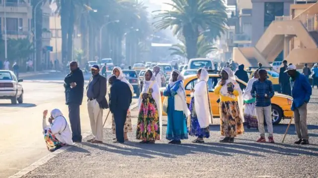 ሪጋ ዝጽበ ህዝቢ