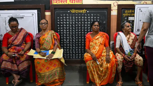 1 कोटीपेक्षा जास्त मतदार, 36 मतदारसंघ आणि 420 उमेदवार, मुंबईतल्या लढती सत्तेच्या गणितासाठी निर्णायक ठरणार?