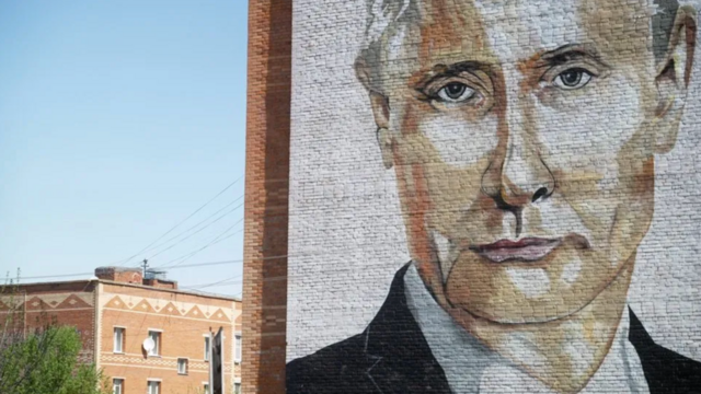 Moskova'ya 110 km uzaklıktaki Kaşira'daki Putin duvar resmi