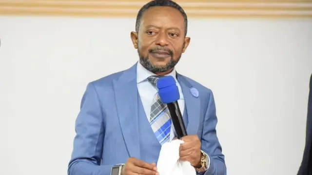 Rev Dr ISaac Owusu Bempah na di founder of Glorious Word Power Ministries