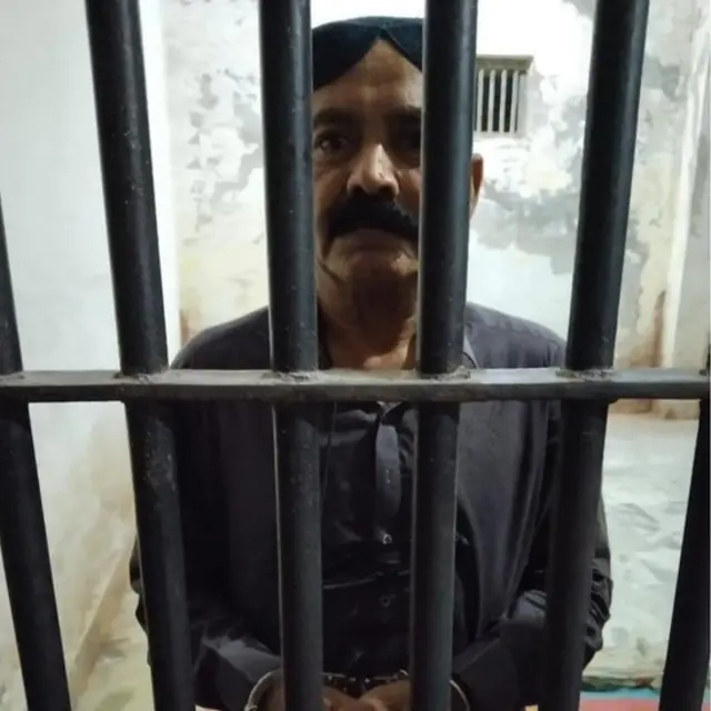 असलम बलोच ने गिरफ़्तार होने के बाद माफ़ी मांग ली है