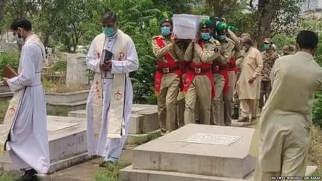 कर्नल डेरिक जोसेफ़