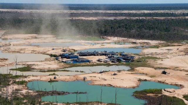 Mineração na Amazônia no Peru