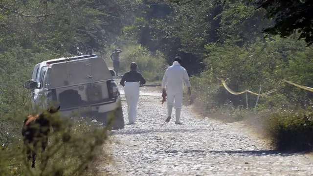 Forenses investigan en un caso de desaparición en Guerrero