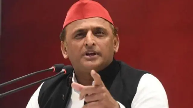 अखिलेश यादव