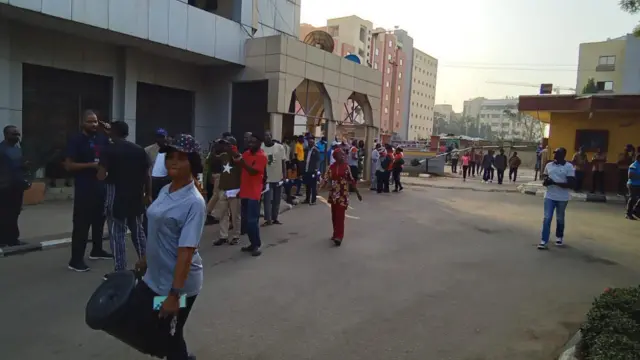 Aworan ẹgbẹ oṣiṣẹ NLC