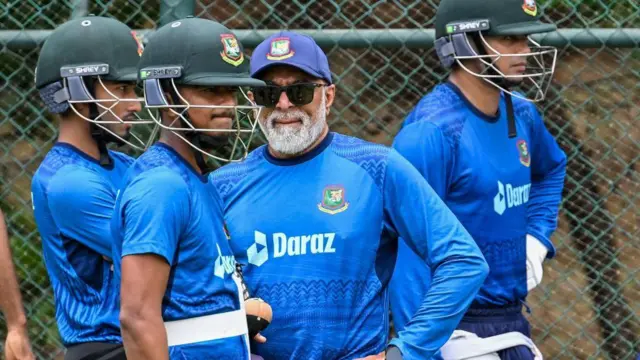 বাংলাদেশের ব্যাটিং অর্ডার নিয়ে চিন্তায় টিম ম্যানেজমেন্ট