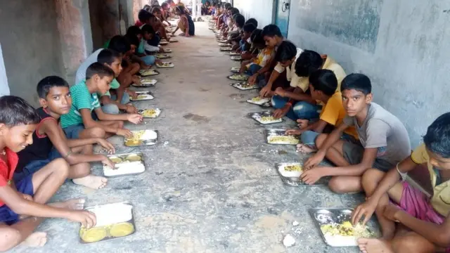 मध्यान्ह भोजन