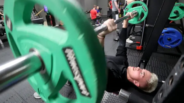 Фитнес-клуб