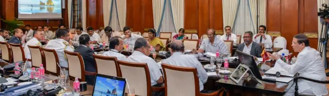 கூட்டம்