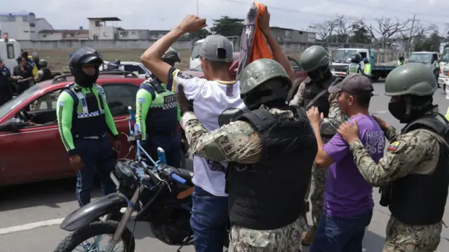 ஈக்வடார் நாட்டின் அவசர நிலை பிரகடனத்திற்கு காரணமான ஃபிட்டோ