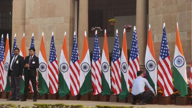 美国和印度国旗