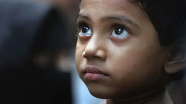niño en INdia