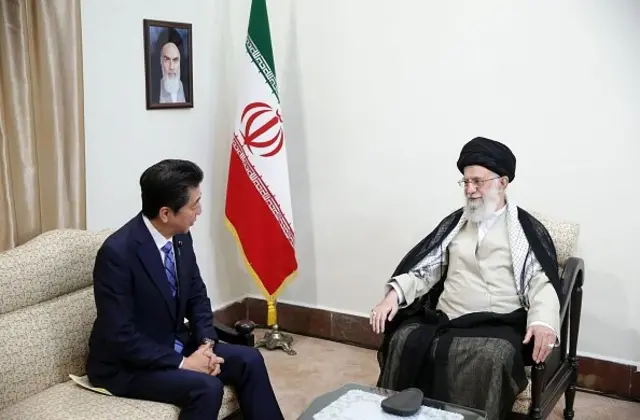 آیتالله خامنهای