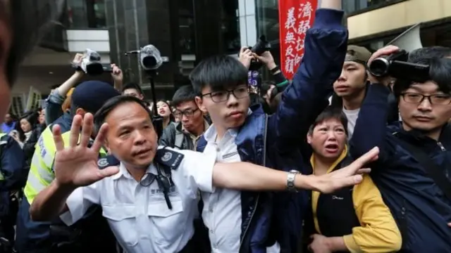 โจชัว หว่อง, นักเคลื่อนไหวเพื่อประชาธิปไตย, ฮ่องกง, เลือกตั้ง