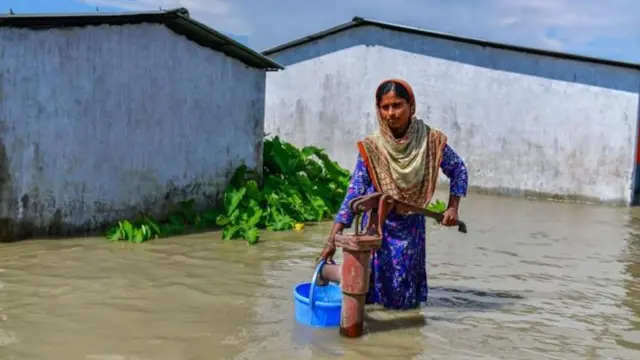 তিস্তা নদীর পানি বৃদ্ধি পেলে বাংলাদেশের উত্তরাঞ্চলের বিভিন্ন জায়গায় বন্যার আশঙ্কা থাকে। (ফাইল ছবি)