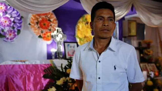 Ricardo García Pérez durante el funeral de Santa Cristina, en Comitancillo, Guatemala, 13 de marzo, 2021.