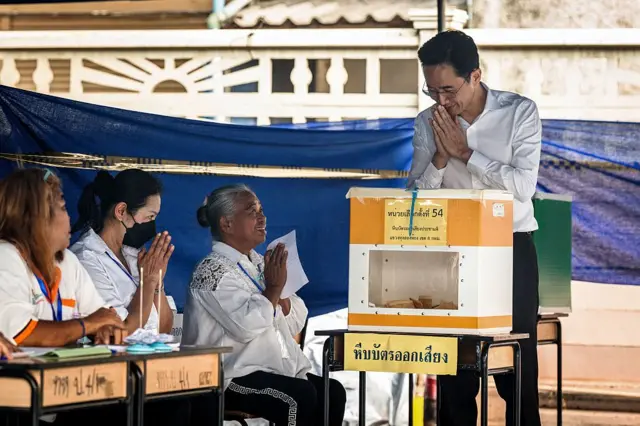 ဖွေ့ထိုင်းရဲ့ ဒီတစ်ခေါက် ဝန်ကြီးချုပ်လောင်း Yodchanan Wongsawat