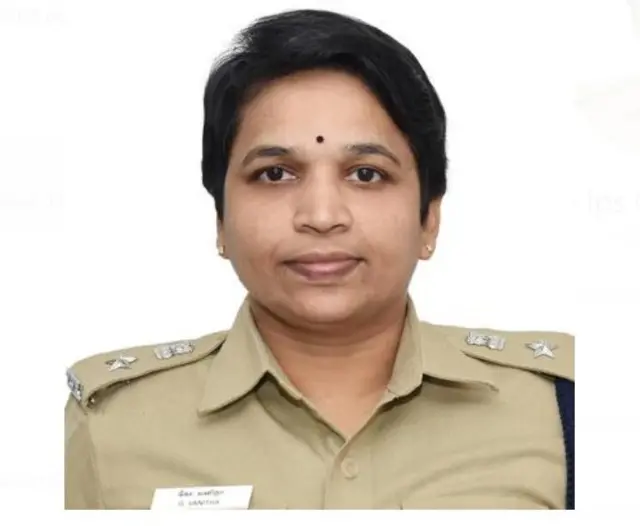 துணை ஆணையர் வனிதா