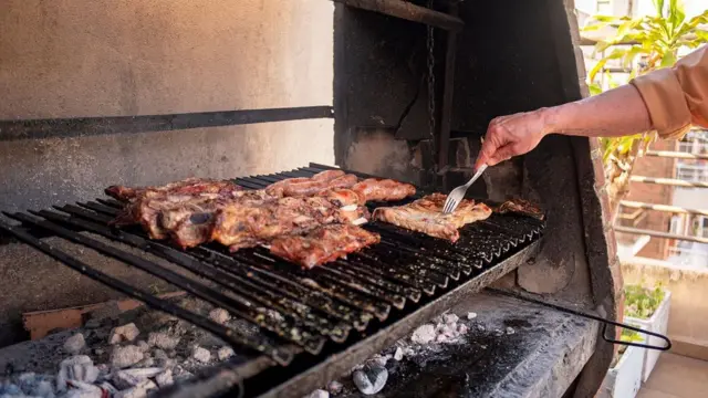 Asado a la parrilla.