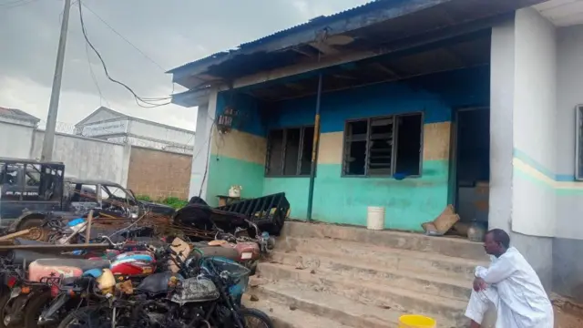 Agọ ọlọpaa ti ọpọ ọkada wa niwaju rẹ