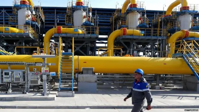 नॉर्ड स्ट्रीम 2 गैस पाइपलाइन