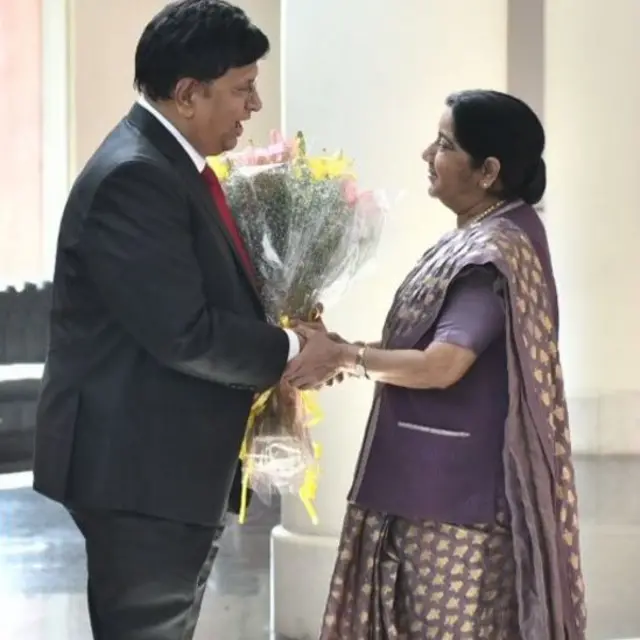 দুই পররাষ্ট্রমন্ত্রী একে আবদুল মোমেন ও সুষমা স্বরাজ