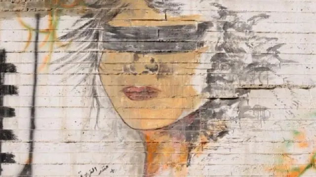 Penelitian Komnas Perempuan, 80% korban memilih diam dan tidak melapor sehingga kasus-kasus kekerasan seksual di perguruan tinggi dipandang sebagai fenomena gunung es.