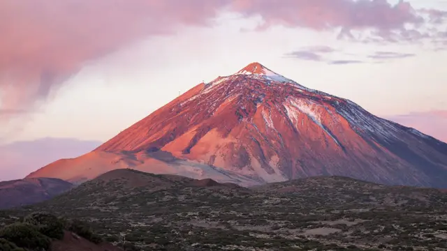 Teide in Tenerife was selected as the real-life setting for the realm of Rhûn