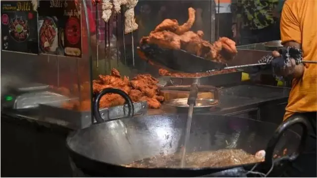 स्ट्रीट फूड