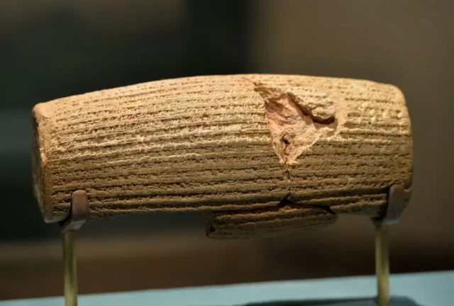 Birinchi anal jinsiy aloqa yosh qizlar bilan onlayn