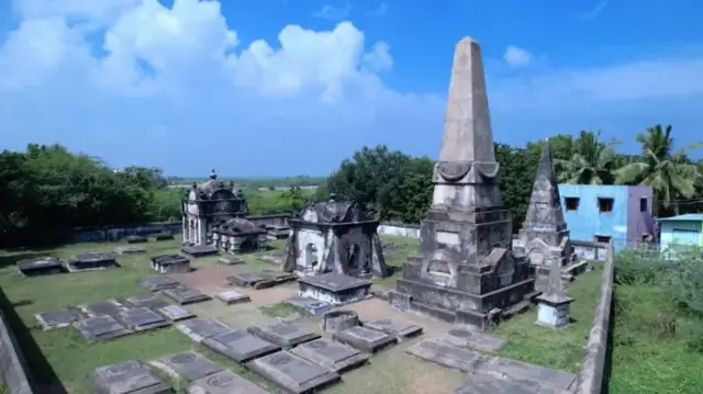 சென்னை, பழவேற்காடு, டச்சு கல்லறை, கெல்டிரியா கோட்டை