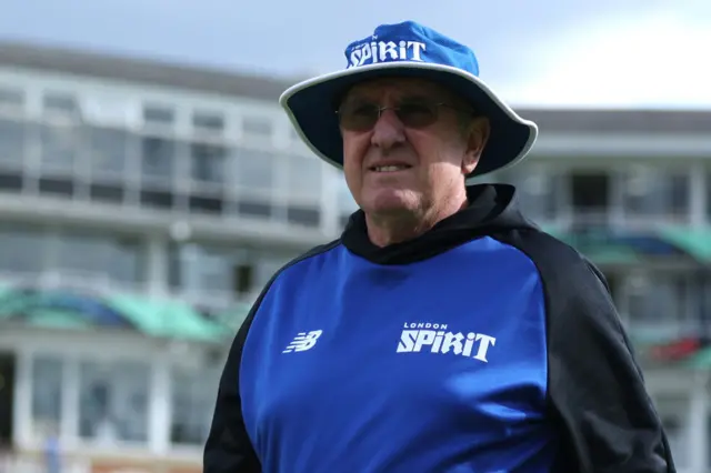 ਟਰੈਵਰ ਬੇਅਲਿਸ 