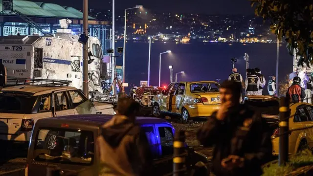 Beşiktaş Vodafone Arena yakınlarındaki saldırı sonrası bir görüntü