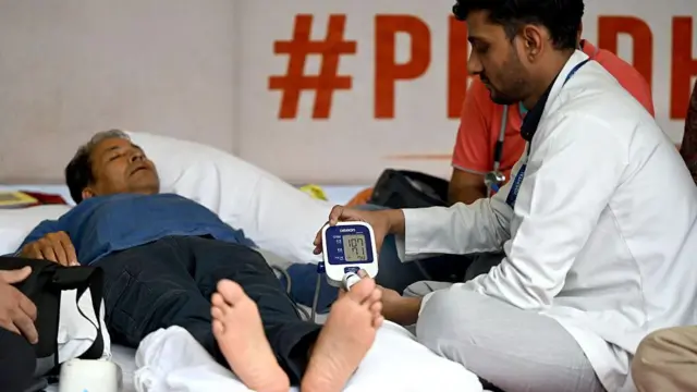 वांगचुक की सेहत की लगातार निगरानी की जा रही है