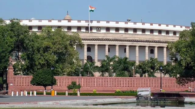 பாஜகவை முந்திய காங்கிரஸ் எம்பிக்கள்