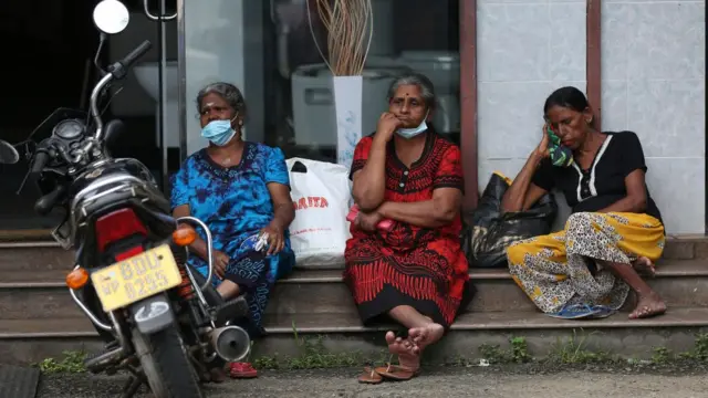 ஏற்கனவே பல நாட்களாக கடும் பொருளாதார நெருக்கடியை சந்தித்து வருகிறது இலங்கை