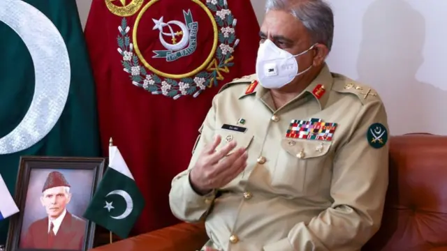 পাকিস্তানের সেনাপ্রধান জে. বাজওয়া (ফাইল ফটো)। তালেবানের সাথে পাকিস্তান সেনাবাহিনীর ঘনিষ্ট সম্পর্ক নিয়ে বিস্তর সন্দেহ রয়েছে