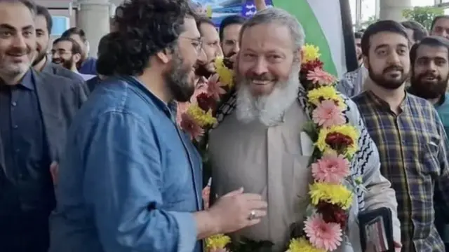 آقای قاسمیان در تهران با استقبال جمعی روبرو شد