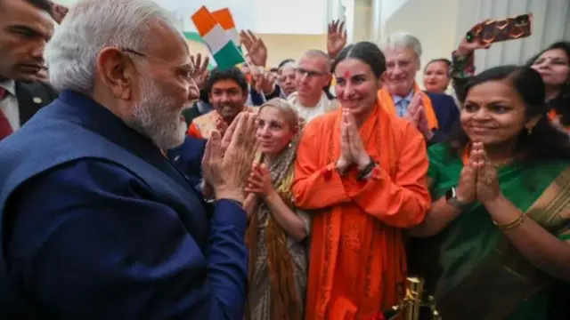 நரேந்திர மோதி ஐரோப்பிய சுற்றுப்பயணத்தில் உள்ளார்; தற்போது அவர் இத்தாலியில் இருக்கிறார்.