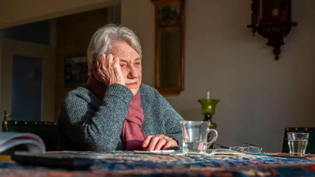 பங்குச் சந்தை பெருங்குழப்பம் : உங்களை நான்கு வழிகளில் பாதிக்கலாம்