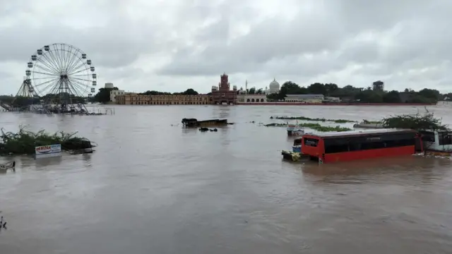 જામનગરમાં જળબંબાકાર