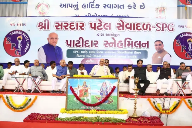 પ્રેમલગ્ન માટે માતા-પિતાની પરવાનગી ફરજિયાત હોવી જોઈએ?