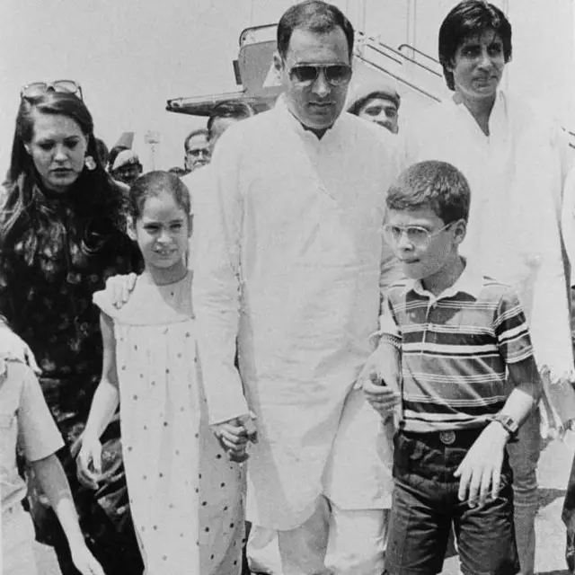 1982 साली राजीव, सोनिया, प्रियांका, राहुल आणि अमिताभ बच्चन.