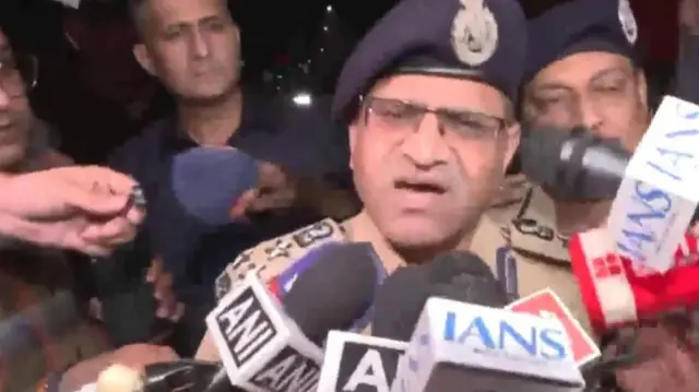 సీఆర్‌పీఎఫ్ డీఐజీ 