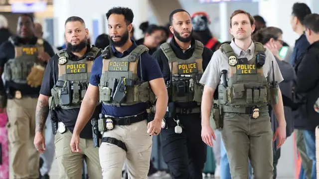 Policía wen aeropuerto de EE.UU.